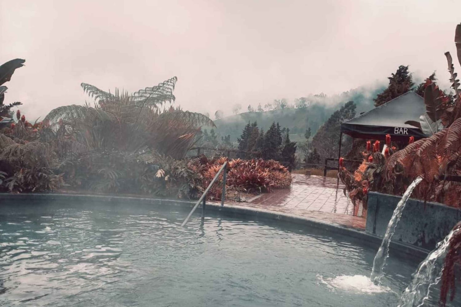 Tur til de varme kildene i El Otoño