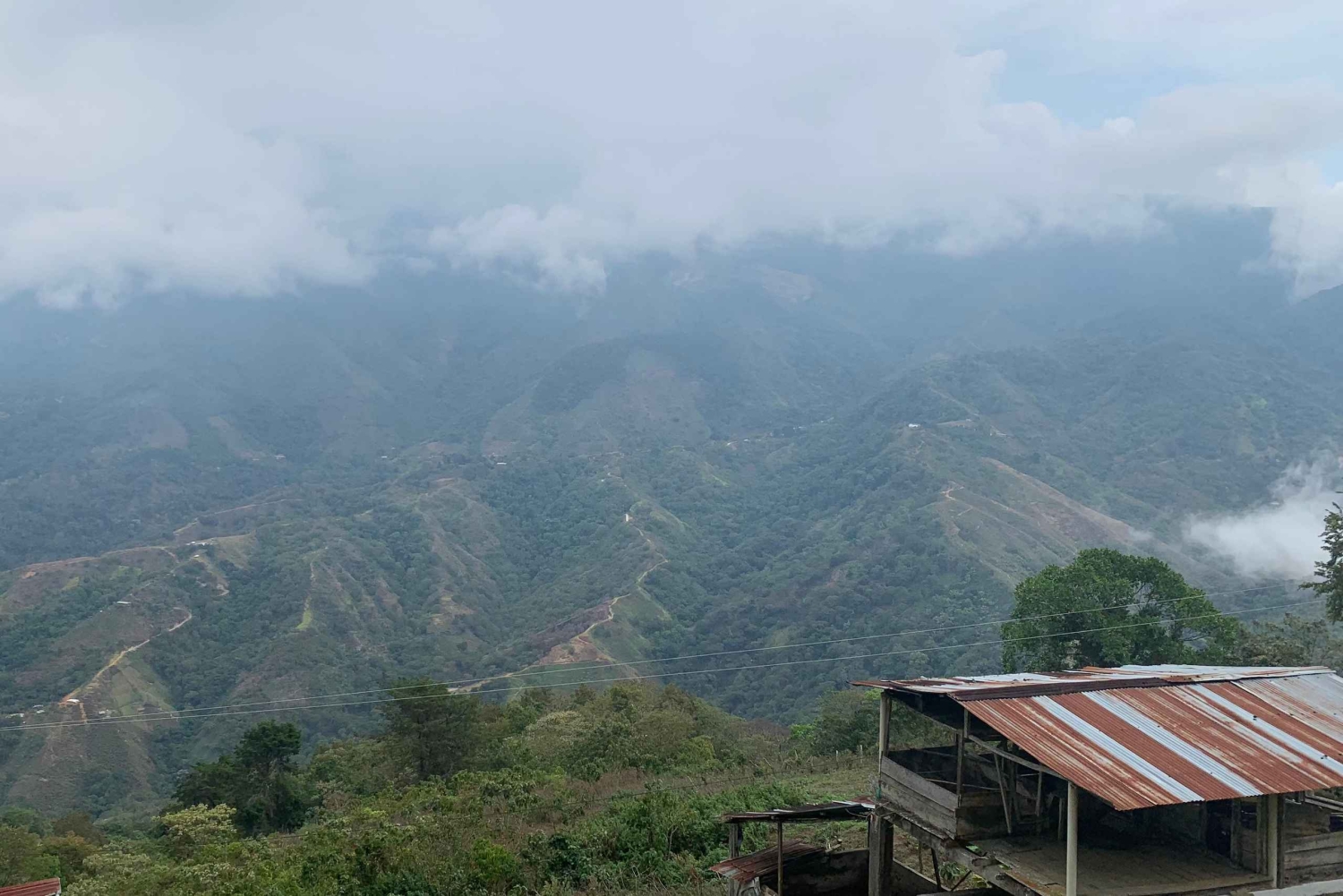 Entre Nubes – Sonnenaufgang am Cerro Kennedy, Pozo Azul und Kakao-Erlebnis