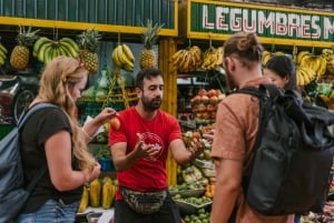 Medellín: Guided Exotic Fruits Tour