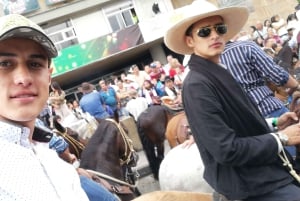 Oplev en fantastisk ridetur med os og nyd naturen.