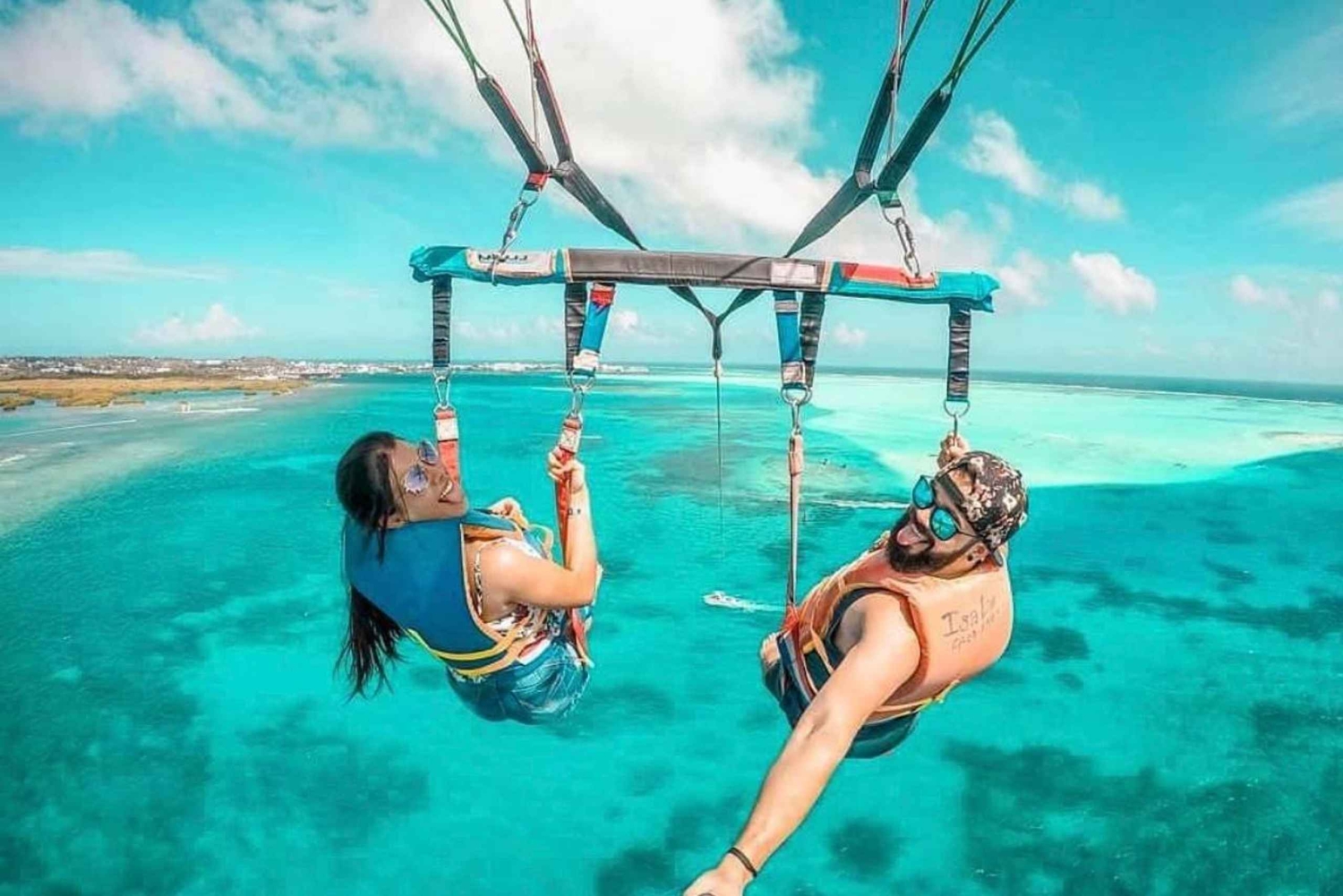 Vuelo Sobre Mar De 7 Colores Parasail San Andres + Go PRO Camara Incluida