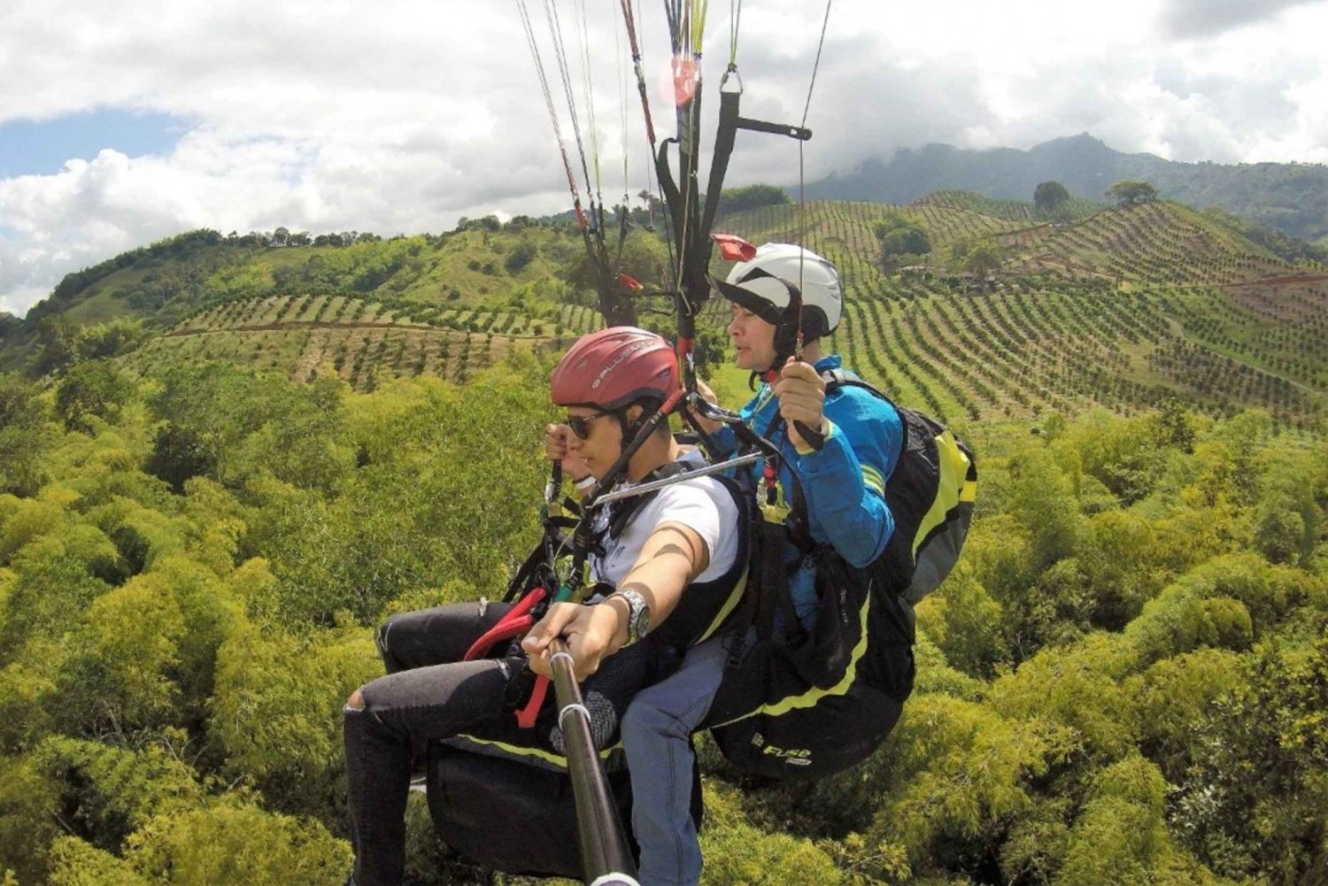 Flying Paragliding Day Tour at Calarca