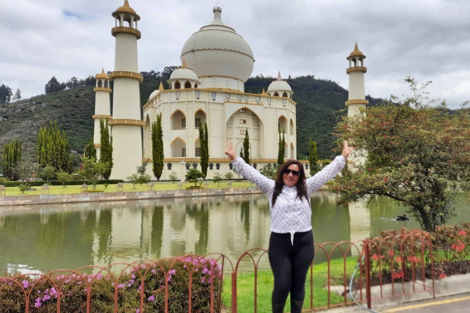 Fra Bogota: Utflukt til Jaime Duque-parken