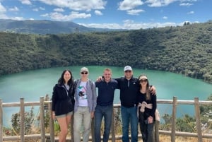 De Bogotá: Explore o vilarejo de Guatavita, a lagoa e a 'Casa Loca'.