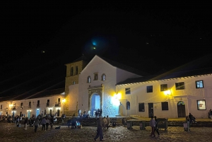 ボゴタ：ヴィラ デ レイバ ラキラ ポソス アズレスなどへのツアー