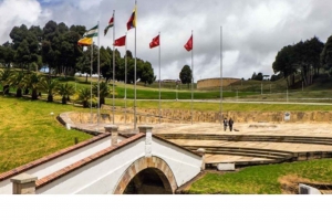 From Bogotá: Full Day Tour to Villa de Leyva