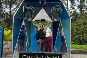 VON BOGOTA: Salzkathedrale und Andrés Carne de Res Tour (Chía)