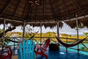 カルタヘナ発：5つの島でスノーケリング、ビーチ、ビュッフェランチ付き