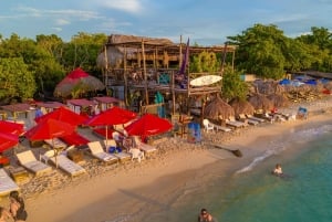 カルタヘナ発：5つの島でスノーケリング、ビーチ、ビュッフェランチ付き