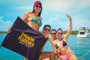 From Cartagena: Full Day Guided Tour to Cholon Island