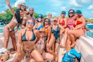 From Cartagena: Full Day Guided Tour to Cholon Island