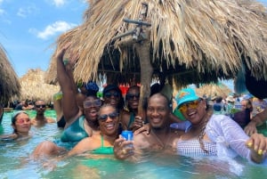 From Cartagena: Full Day Guided Tour to Cholon Island