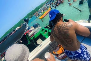 From Cartagena: Full Day Guided Tour to Cholon Island