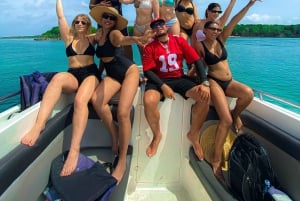 From Cartagena: Full Day Guided Tour to Cholon Island