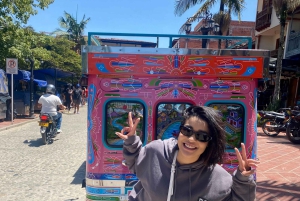 Von Guatape aus: Pablo Escobar Mansion, Paintball und Bootsfahrt