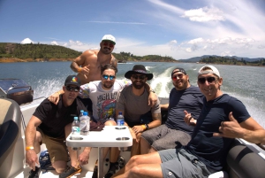 Von Guatape aus: Pablo Escobar Mansion, Paintball und Bootsfahrt