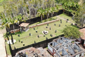 Von Guatape aus: Pablo Escobar Mansion, Paintball und Bootsfahrt