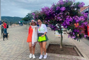 Von Guatape aus: Pablo Escobar Mansion, Paintball und Bootsfahrt