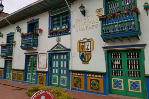 From Medellín: El Peñón Rock and Guatapé Town Private Tour