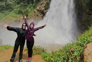 Från Medellin: Episk zipline och gigantiskt vattenfall