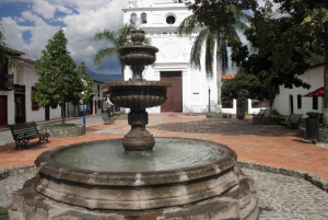 Desde Medellín: Tour de día completo a Santa Fe de Antioquia
