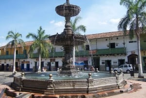 Desde Medellín: Tour de día completo a Santa Fe de Antioquia