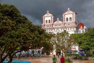 Vanuit Medellín: 2-daags avontuur in Guatapé en San Rafael