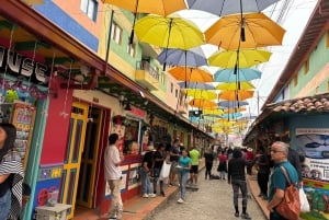 Vanuit Medellín: 2-daags avontuur in Guatapé en San Rafael