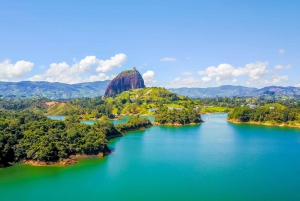 Medellin: Guatapé Tour, Lunch, Cruise, & Piedra del Peñol