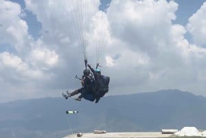 from medellin: paragliding flight