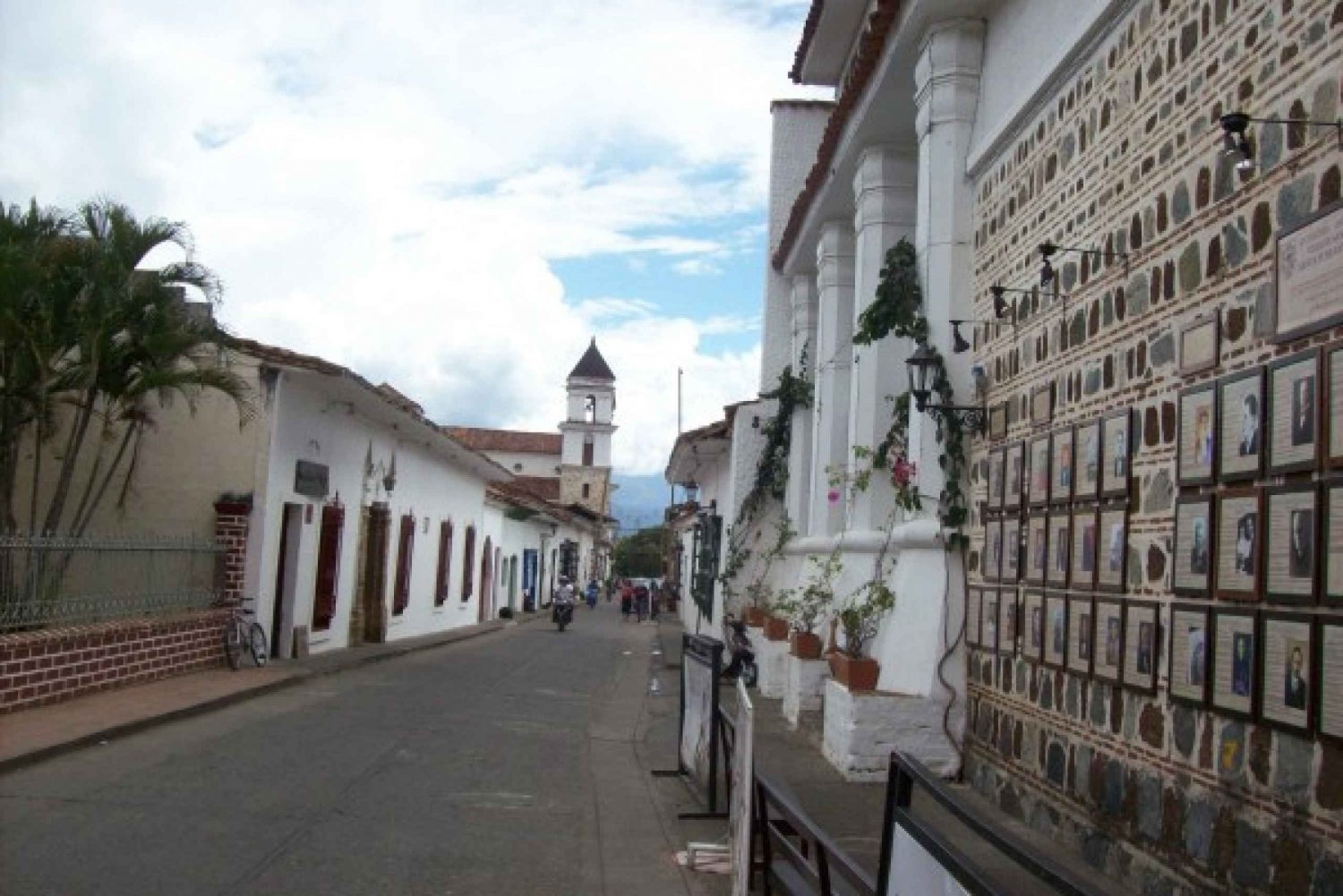 From Medellín: Private Santa Fe de Antioquia Tour