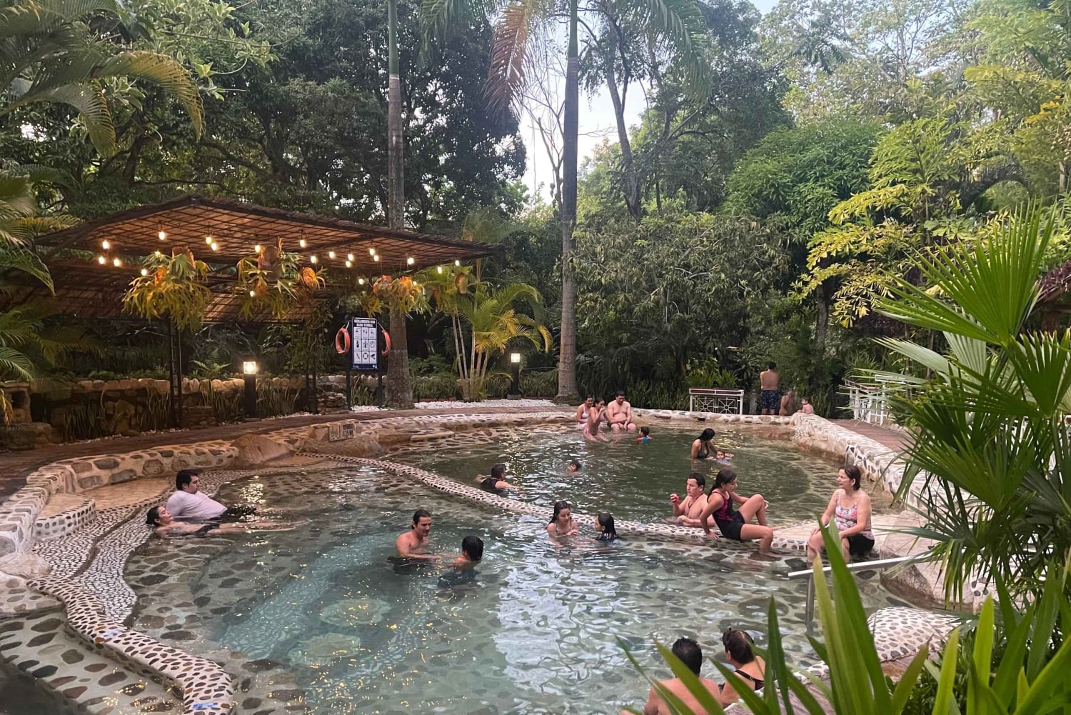 Från Neiva: Besök Los Angeles varma källor i Rivera