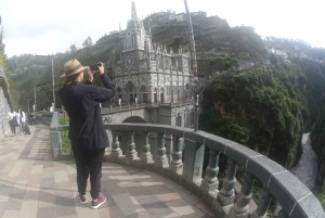 Von Quito aus: Las Lajas Sanctuary Ganztagestour & Hotelabholung