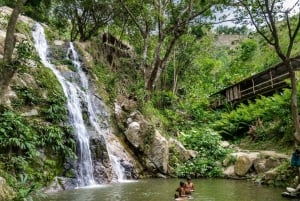 From Santa Marta: Marinka Waterfalls 4x4 Tour with Transfer