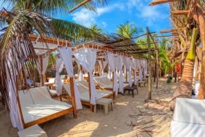 イスラ・バル・プラヤ・ブランカでの終日（マンボ・ビーチ・クラブにて