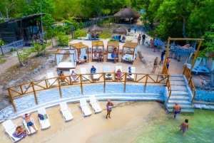 Hele dag op isla encantada strand