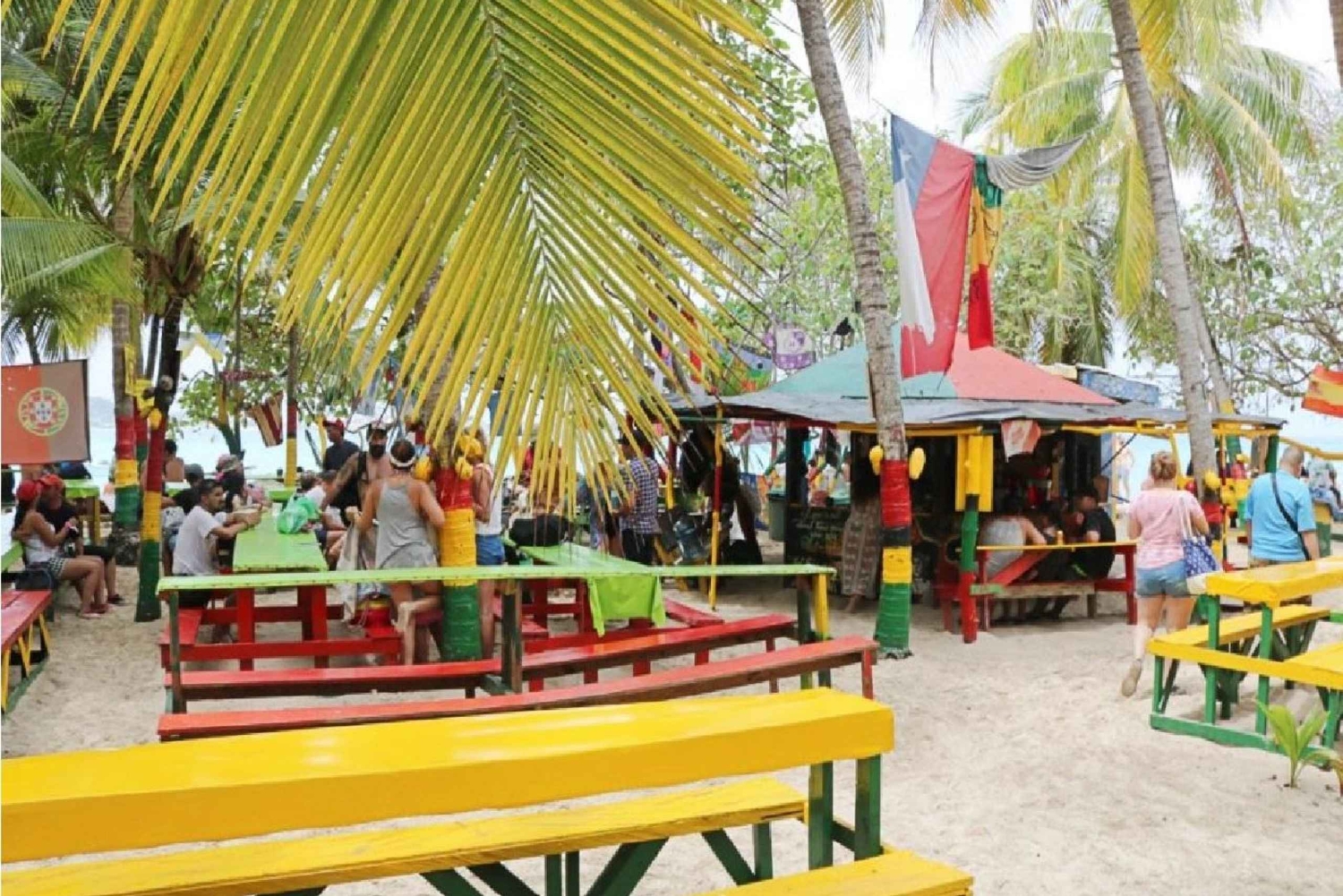 Passeio de dia inteiro à ilha de Johnny Cay em San Andrés