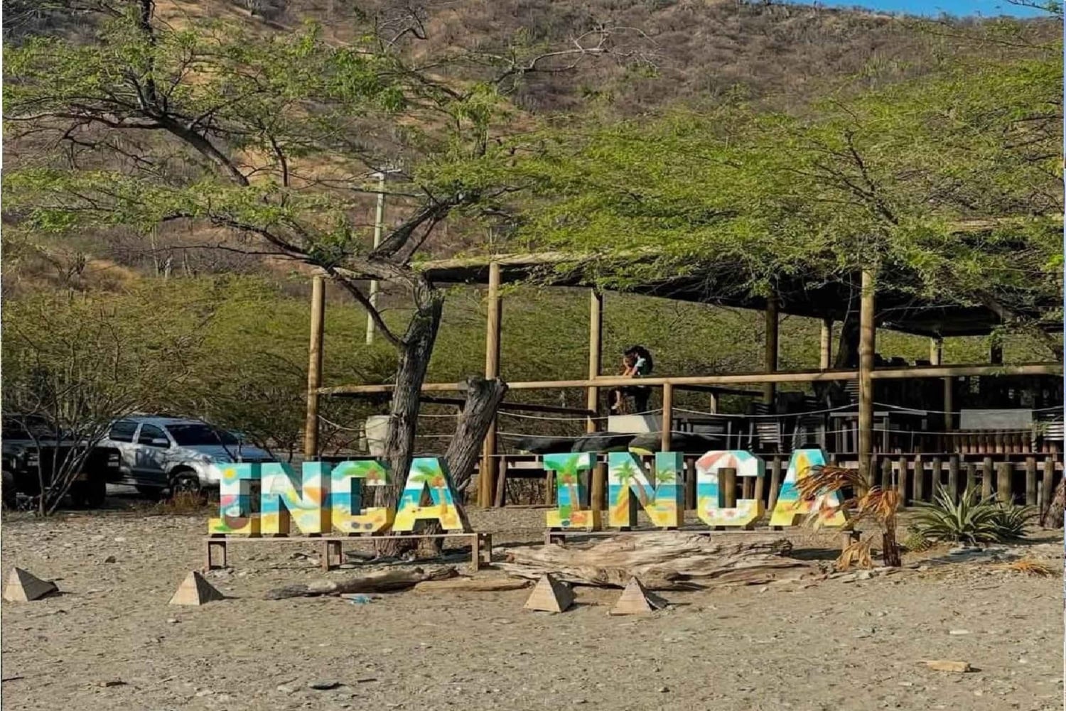 Heldagstur till Playa Inca Inca med lunch från Santa Marta