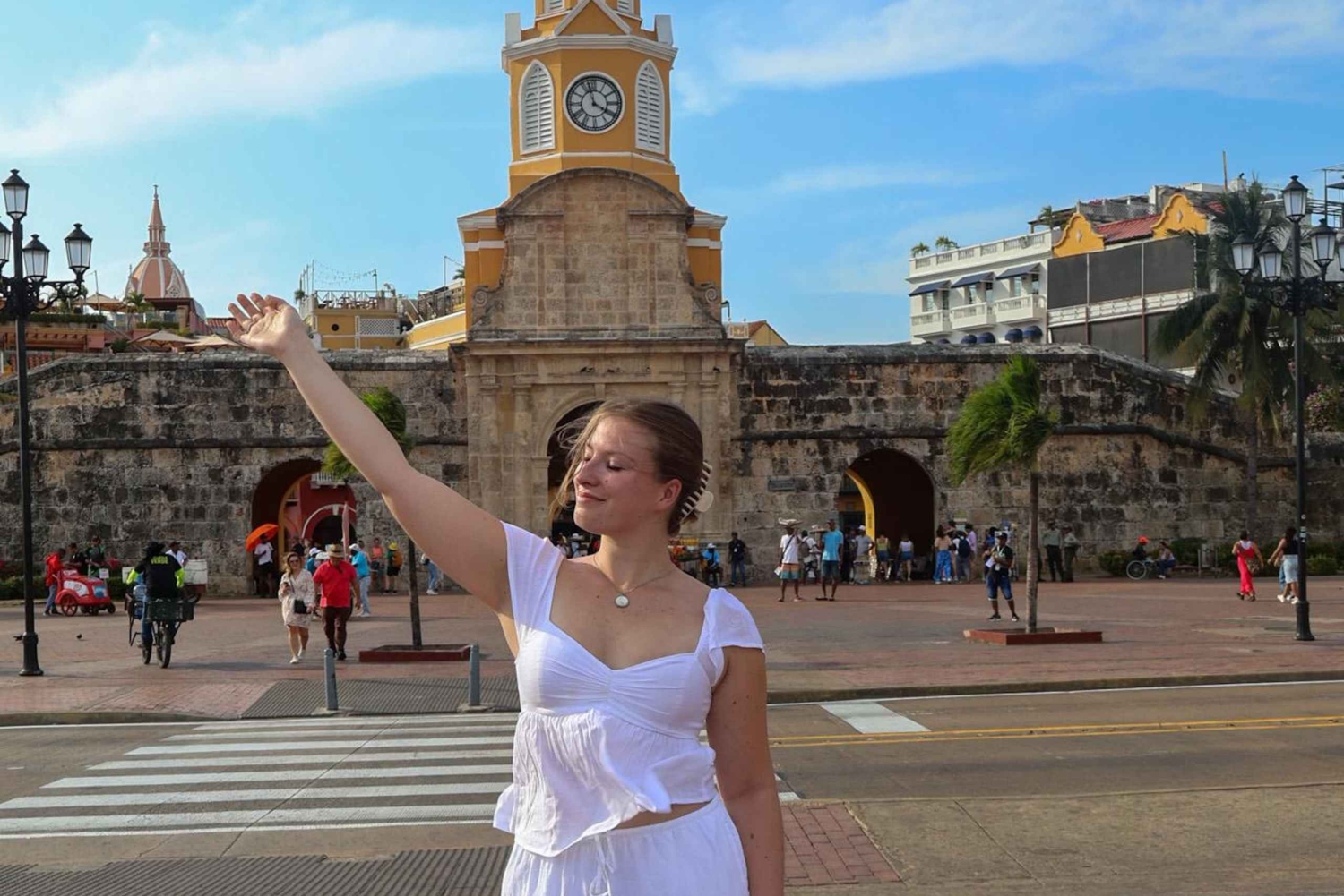 旧市街での美食ツアーとプロによる写真撮影