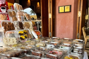 旧市街での美食ツアーとプロによる写真撮影