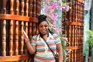 旧市街での美食ツアーとプロによる写真撮影