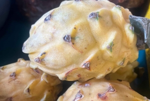 Conosci la vera Cartagena: tour gastronomico e culturale del Mercado Bazurto