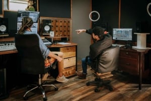 Guatapé: 2 días de taller de DJ y tour cultural