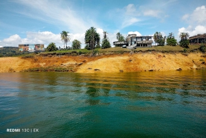 Guatapé and El Peñón Adventure – small group from Medellín