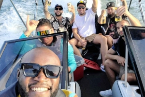 Guatape Tour with Luxury Boat Ride, Meals & Llamas farm