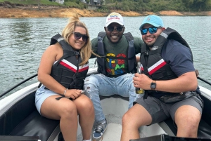 Guatape Tour with Luxury Boat Ride, Meals & Llamas farm