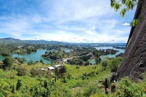 Guatapé: Iconic rock climbing for beginners and experts.