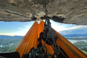 Guatapé: Iconic rock climbing for beginners and experts.