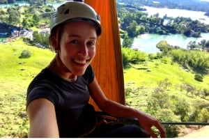 Guatapé: Kultowa wspinaczka skałkowa dla początkujących i ekspertów.