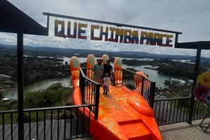 Guatape-touri toiminnassa; seikkailu vesiskootterilla tai wakeboardilla!! Piedra del Peñol